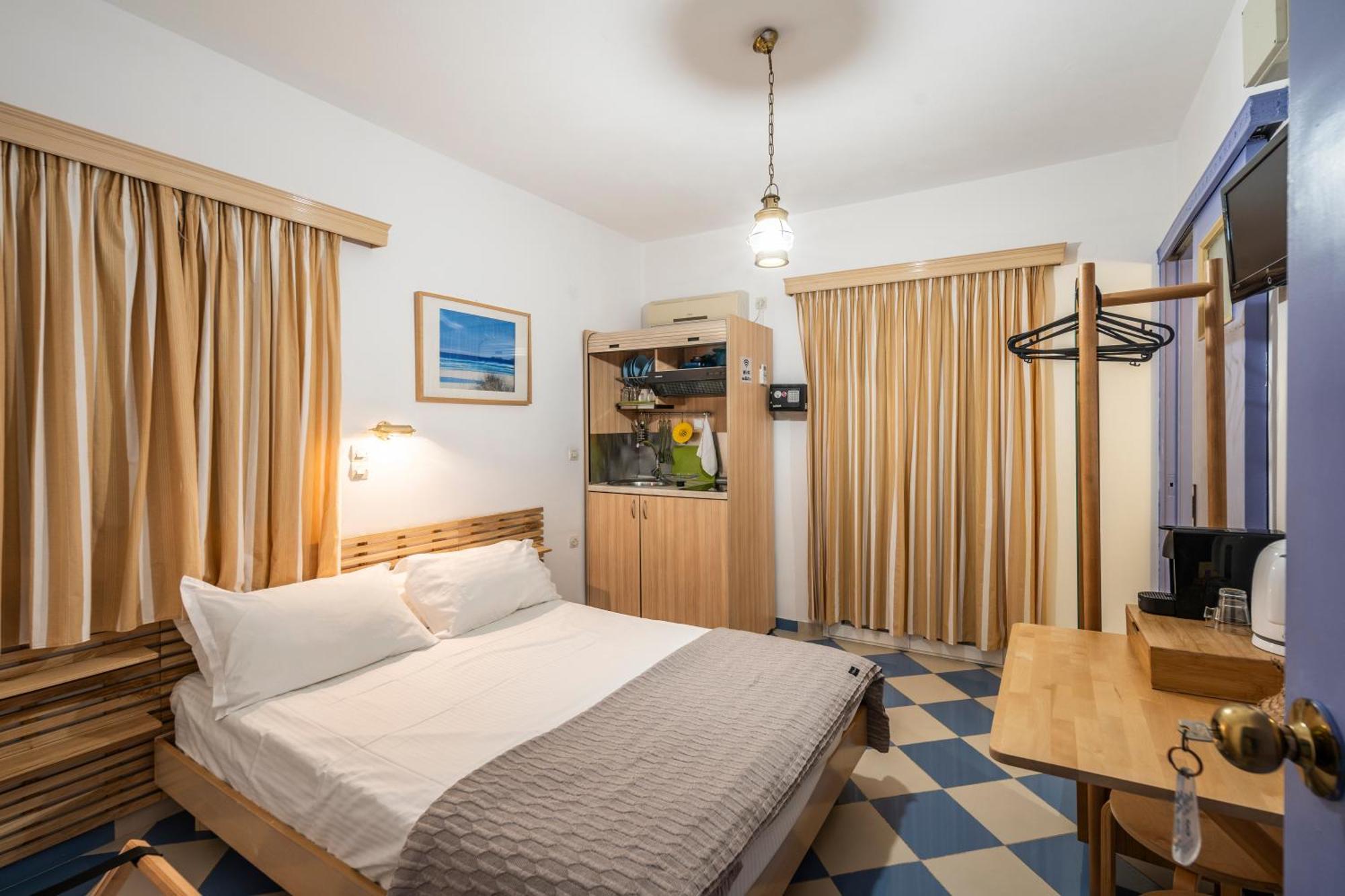 Bofor Studios & Rooms Livadakia Kamer foto