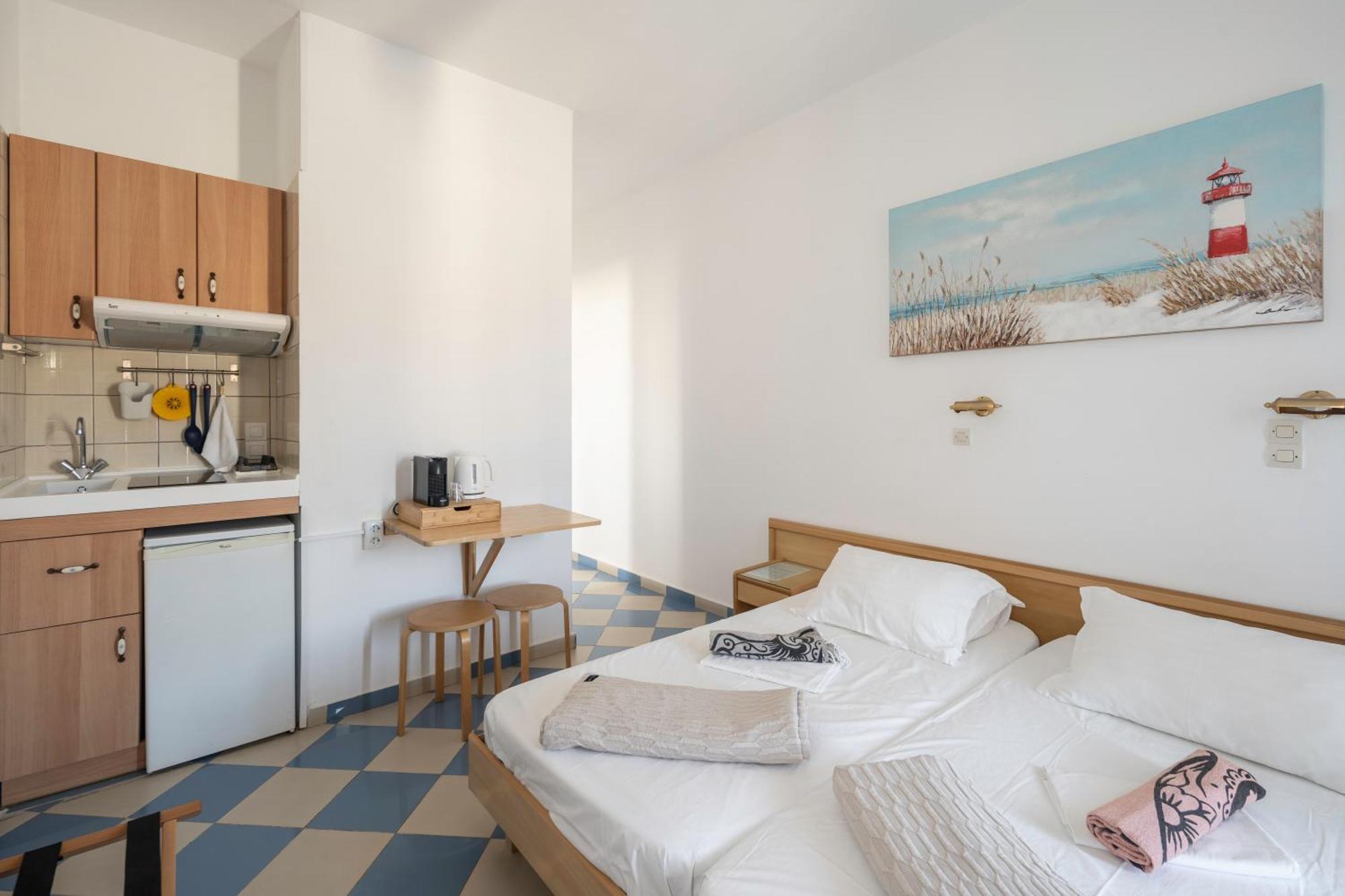 Bofor Studios & Rooms Livadakia Kamer foto