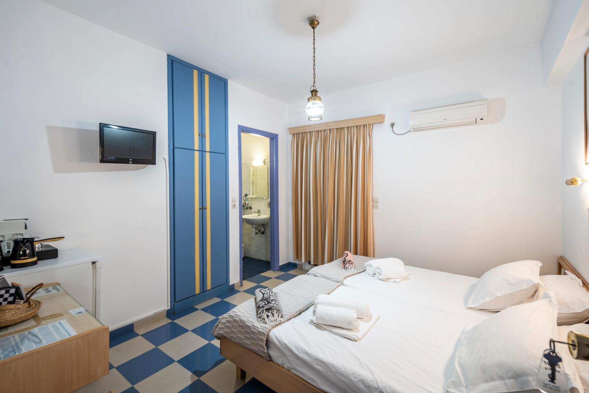 Bofor Studios & Rooms Livadakia Buitenkant foto