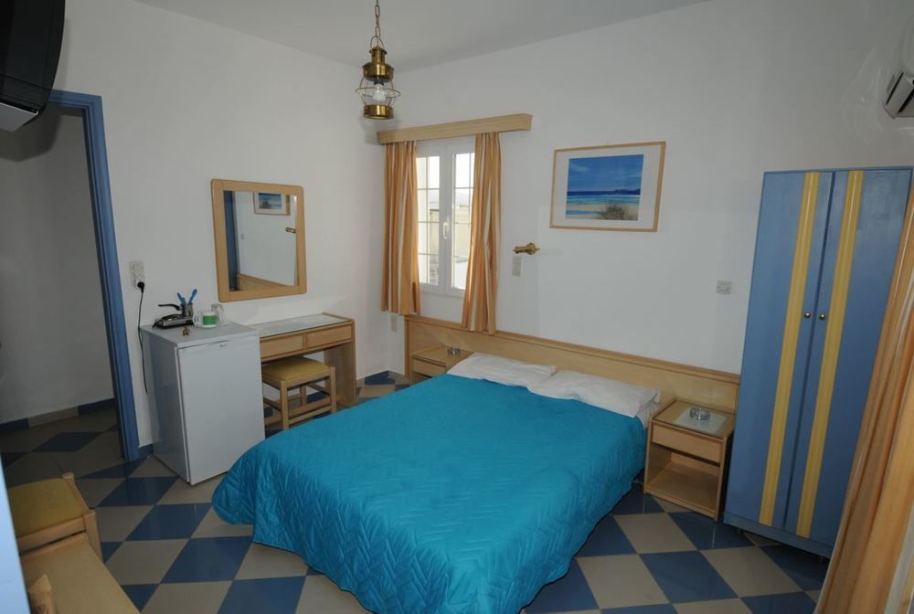 Bofor Studios & Rooms Livadakia Buitenkant foto